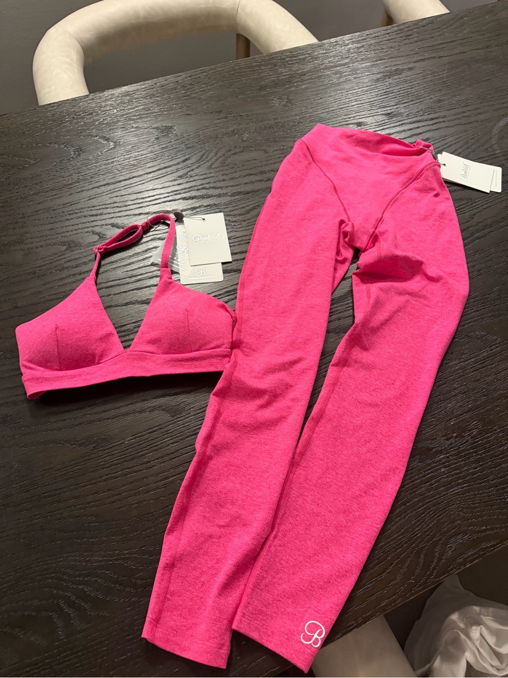 NWT Bombshell Sportswear Pink V Waist Leggings & Sports Bra Set